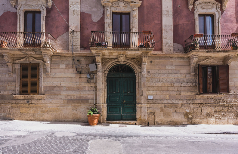 Exterior & Views 2, Palazzo Bozzanca by Wonderful Italy, Syracuse
