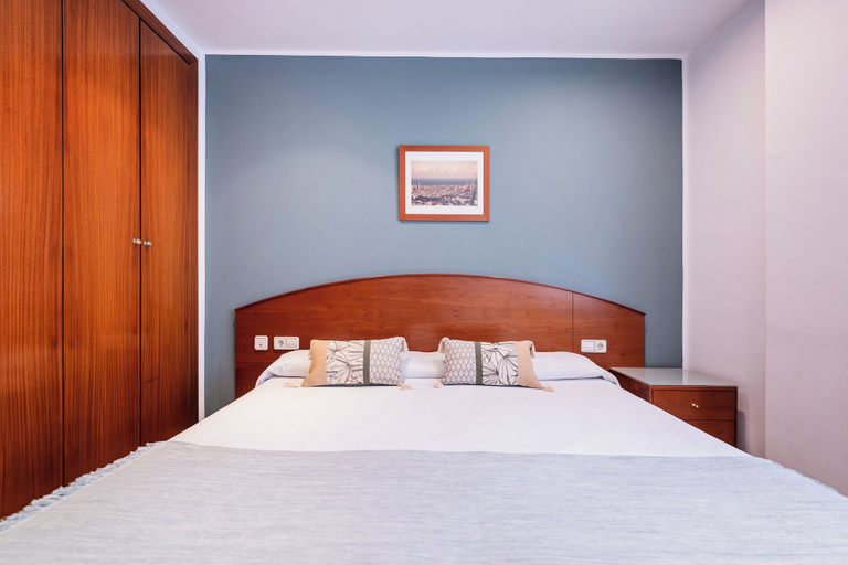 Bedroom 4, Aparthotel Napols, Barcelona
