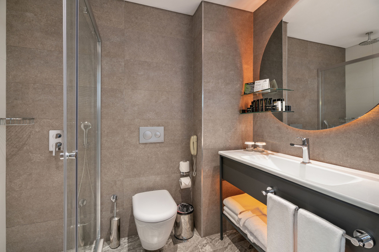 Bathroom 4, Corendon Playa Kemer, Kemer