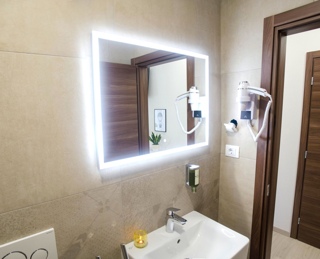 Bathroom 4, San Martino Rooms, Pula