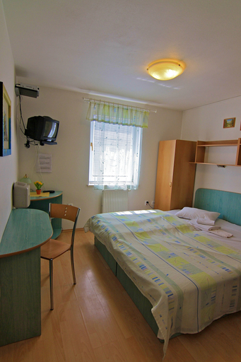 Bedroom 2, Penzión Maxim, Liptovský Mikuláš