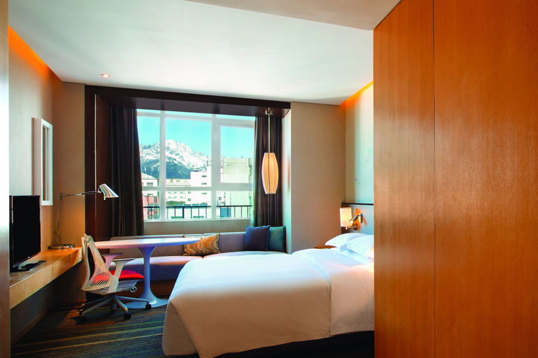 Bedroom 3, Hilton Garden Inn Lijiang, Lijiang