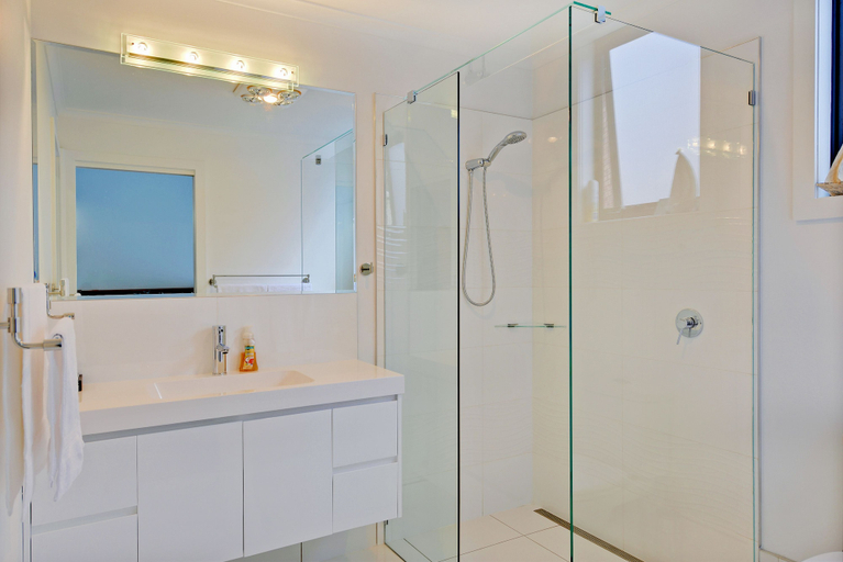 Bathroom 4, Burnie by the Bay Apartments, Burnie - Pt A
