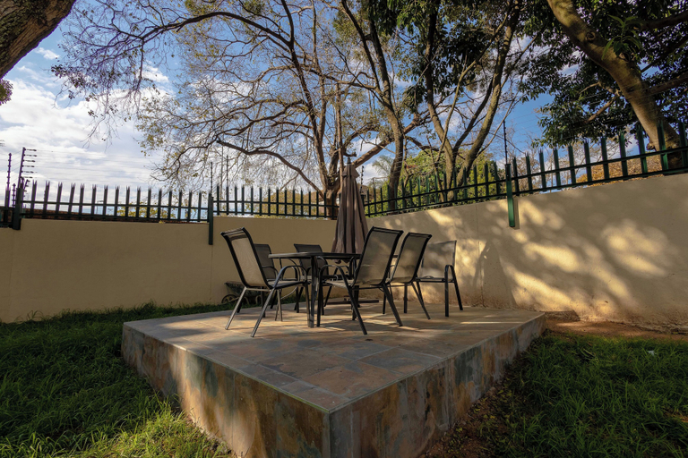 Others 5, Greenshae Lodge, City of Johannesburg