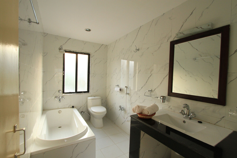Bathroom 4, Hotel Splendid View, Gandaki