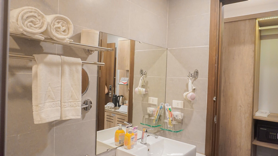 Bathroom 3