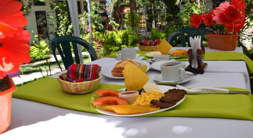 Food & Drinks 5, Pescador Hotel PH, Santiago Atitlán