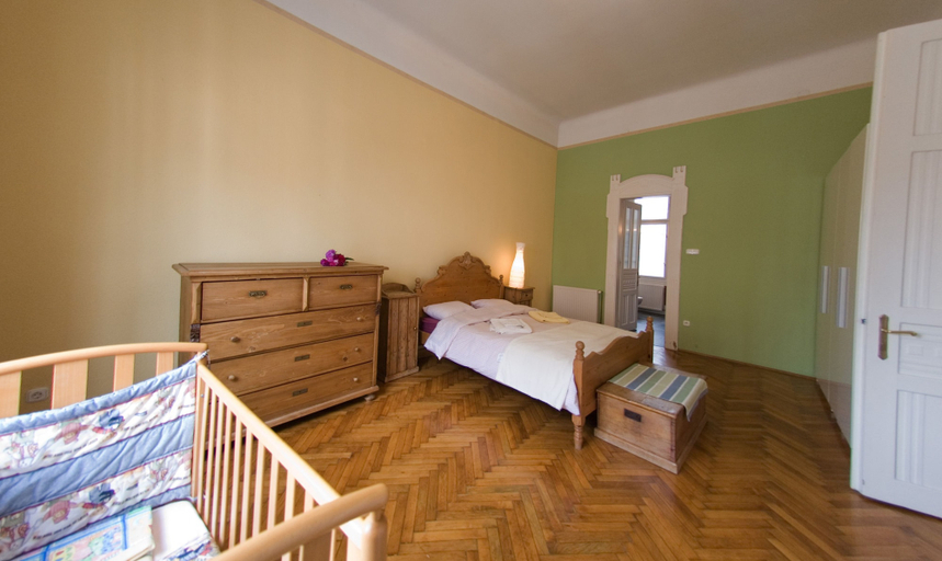 Bedroom 3, Opera Theater Apartment, Budapesti