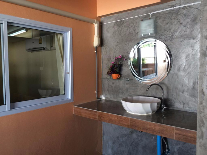 Bathroom 4, Phangan Barsay Hostel, Ko Phangan