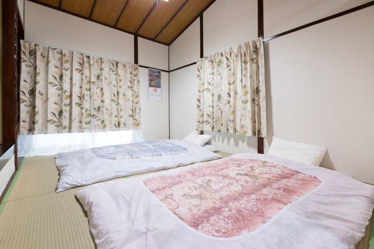 Bedroom 3, Karinsou, Osaka