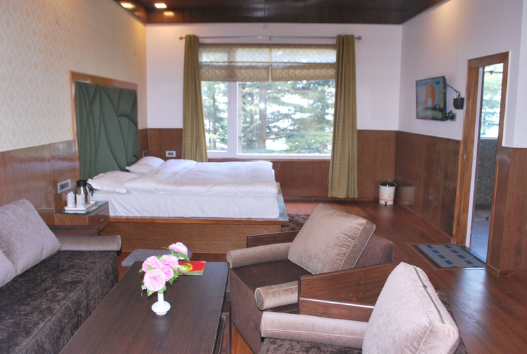Bedroom 4, Hotel Green Top, Udhampur