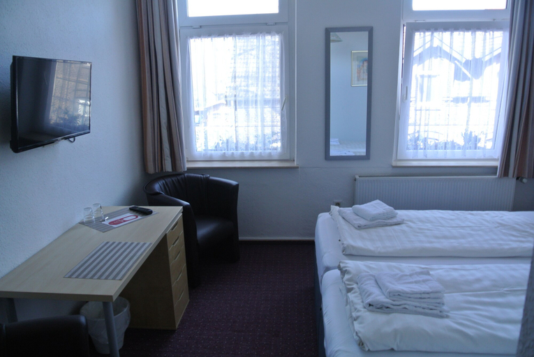Bedroom 2, Am Kamin, Duisburg