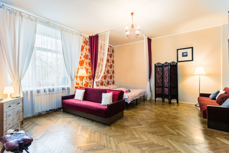 Others 2, Apartment on Goncharnaya Naberezhnaya, Central