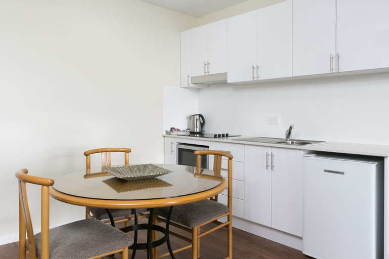 Dining Room 28