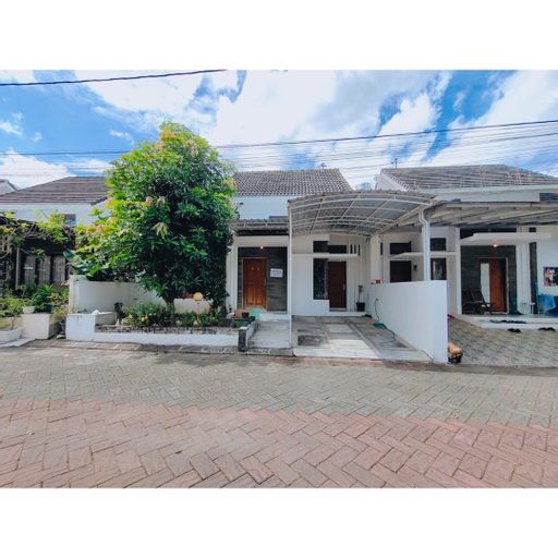 Exterior & Views 1, Indri's Home, Bantul