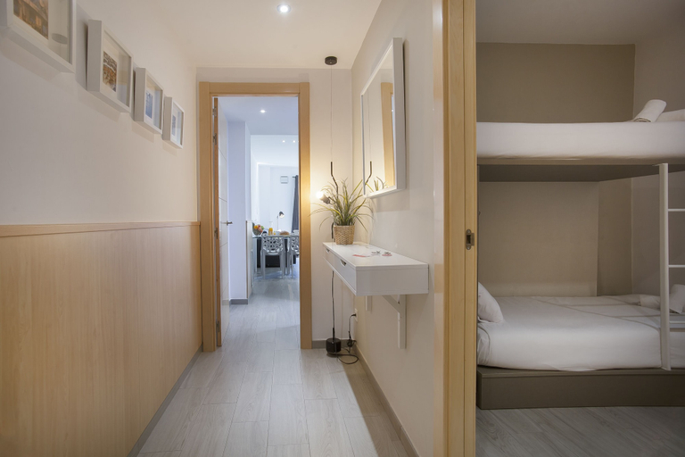 Bedroom 3, BBarcelona Gaudi Flats, Barcelona
