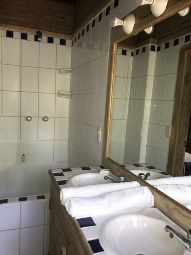 Bathroom 4, Roatan Bed & Breakfast Apartments, Roatán