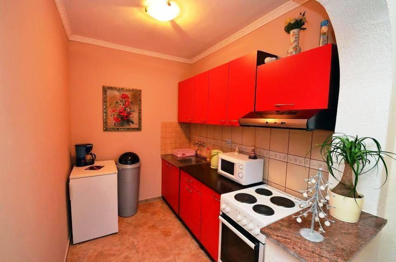 Others 5, Apartments Villa Lastva