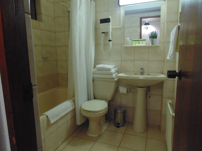 Bathroom 4, Hotel HD Natales, Última Esperanza