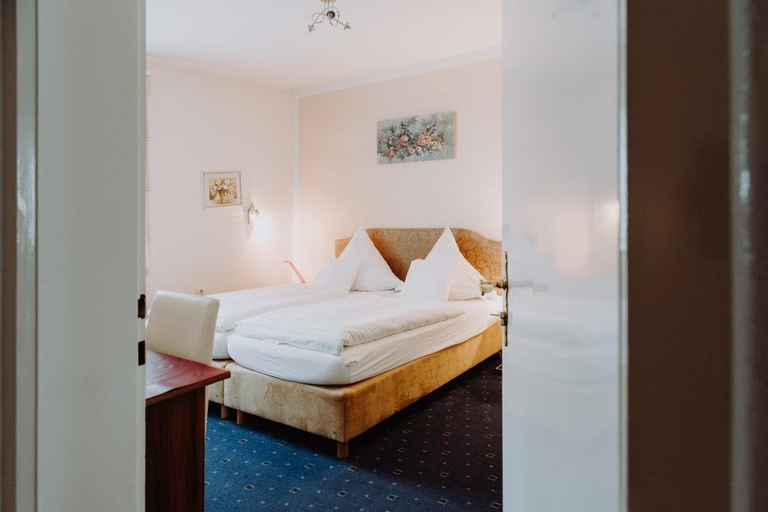Bedroom 2, Hotel Moorbadstuben, Biberach