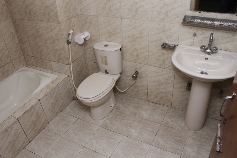 Bathroom, White Beach Hotel, Cox's Bazar