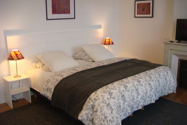 Bedroom 2, Aumes Sweet Home, Hérault