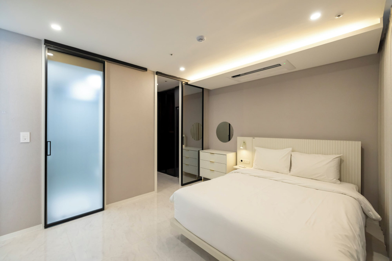 Bedroom 4, Zizel Signity, Seocho