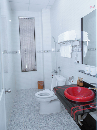 Bathroom 4, Minh Minh Nam 2 Hotel, Cái Răng