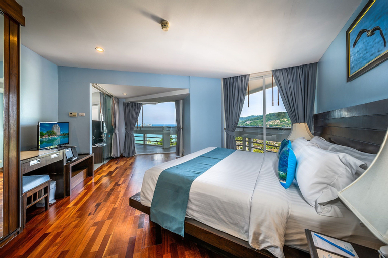 Bedroom 3, Andaman Beach Suites Hotel, Phuket Island