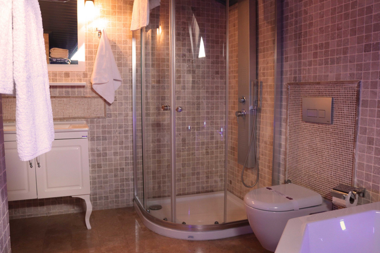 Bathroom 5, Cunda Rota Hotel, Ayvalık