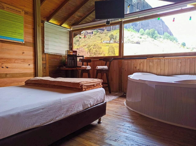 Bedroom 3, Lakeview Cabin with Jacuzzi in Guatapé, Guatapé