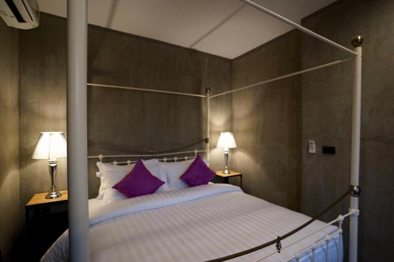 Bedroom 15