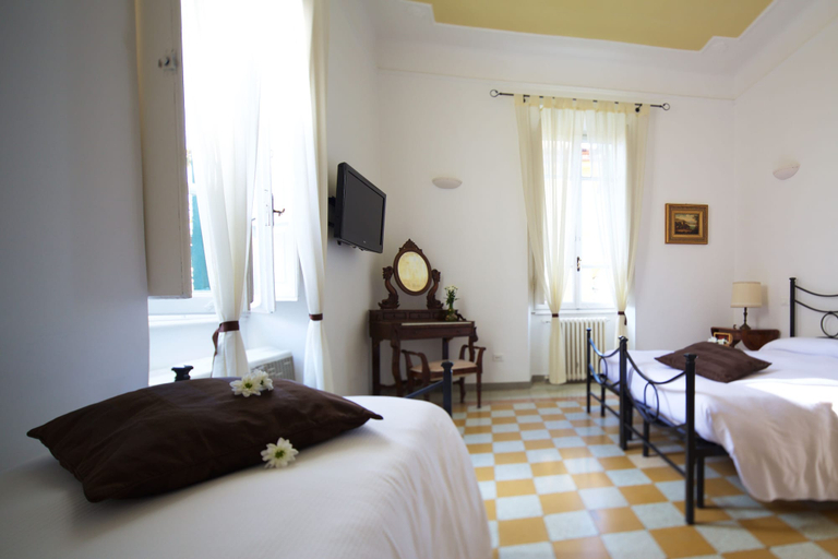 Bedroom 3, Il Tempio di Morfeo, Rome