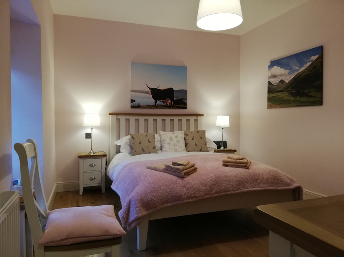 Bedroom 2, Ewich House, Stirling