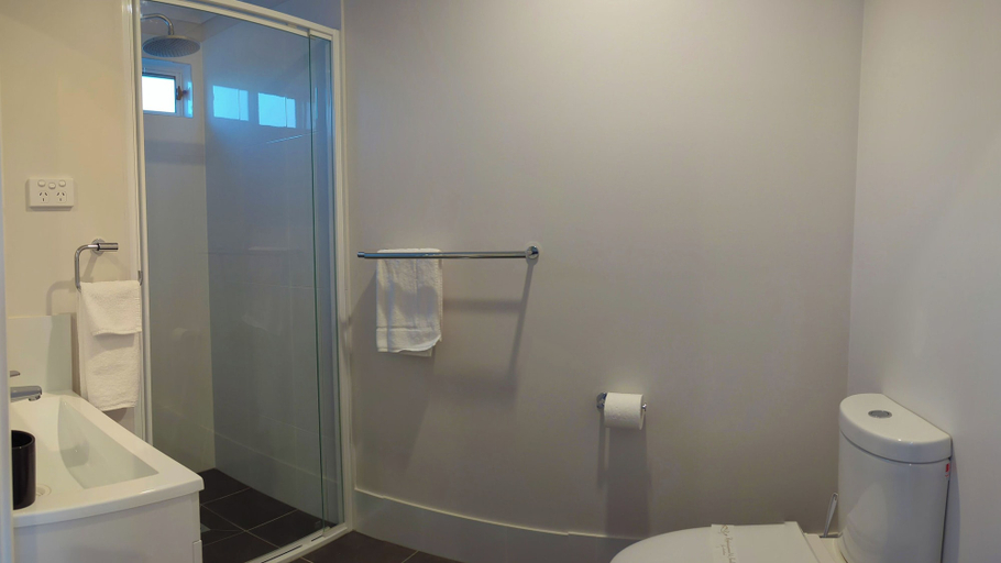 Bathroom 4, Ballina Beach Nature Resort, Ballina