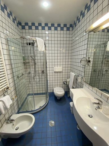 Bathroom 5, Hotel Gli Dei, Napoli