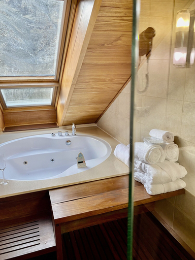 Bathroom 5, Hotel Riberies & SPA by RdA Hotels, Lleida