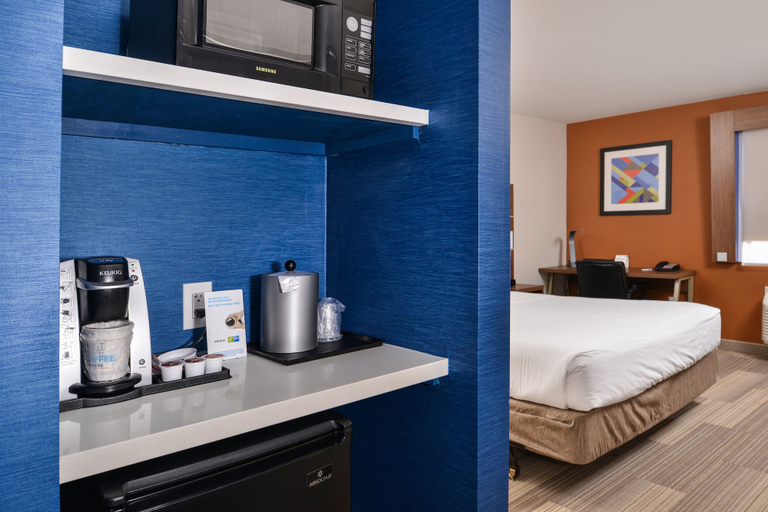 Bedroom 4, Holiday Inn Express WESTLEY NORTH- PATTERSON AREA by IHG, Stanislaus