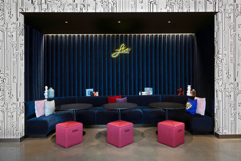 Public Area 2, Aloft Kansas City Country Club Plaza, Jackson