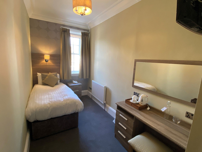 Bedroom 2, Hotel Miramar, Bournemouth