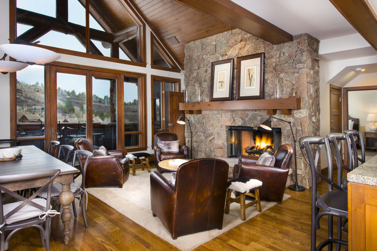 Food & Drinks 4, Bachelor Gulch Village by Vail Resorts, Eagle