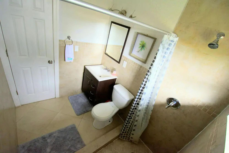 Bathroom, Magic House by Traveline Plus, Broward
