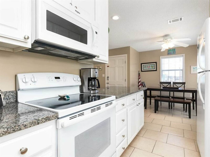 Others 5, Red Robyn by Meyer Vacation Rentals, Baldwin