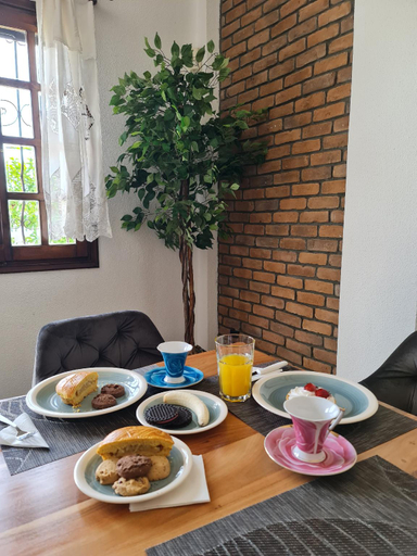 Food & Drinks, Villa ChrysPa Attica, Central Greece