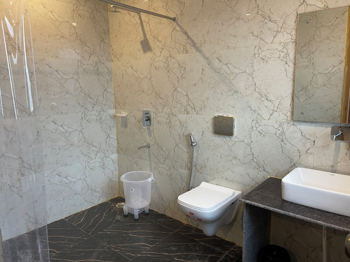 Bathroom 4, THE WHITE OAK CORBETT SPA & RESORT, Nainital
