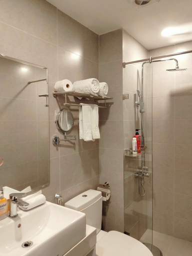 Bathroom 4