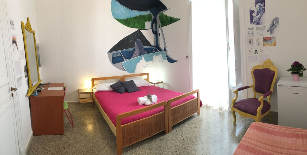 Bedroom 3, Kaleidos, Palermo