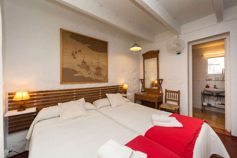 Bedroom 3, Hostal S'Engolidor, Baleares