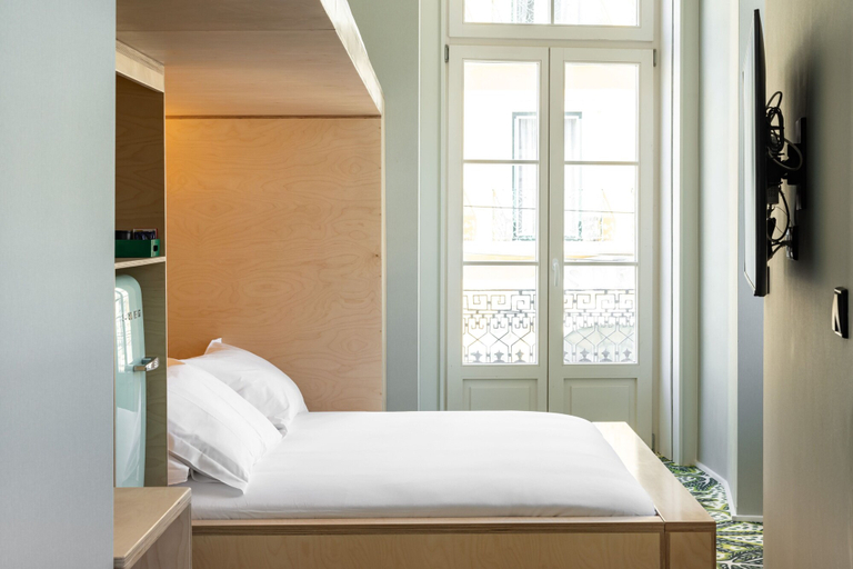 Bedroom 3, Independente Bica, Lisbon