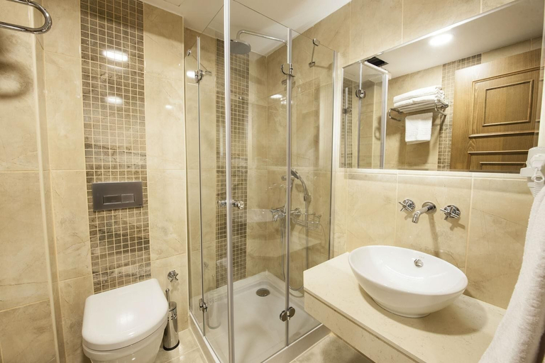 Bathroom 3, Hotel Ney, Selçuklu